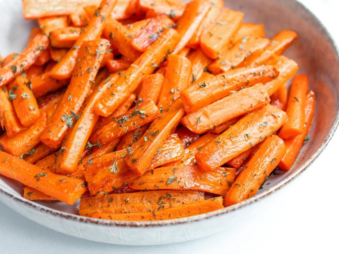 Roasted Parsley Carrots - The Whole Cook