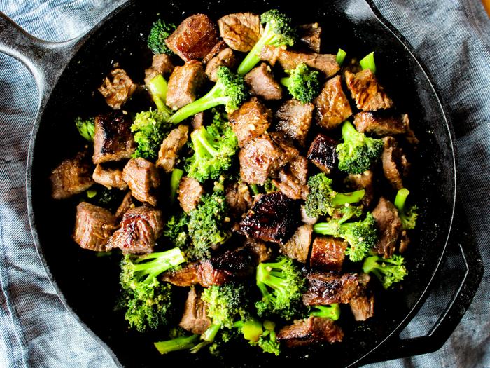 Beef & Broccoli by The Whole Cook horizontal(1)