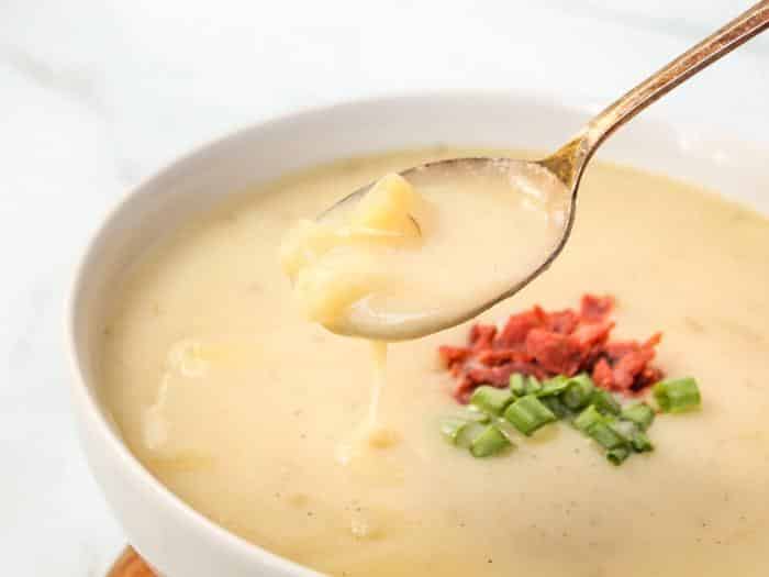 Featured image of post Easiest Way to Make Plain Potato Soup Without Milk