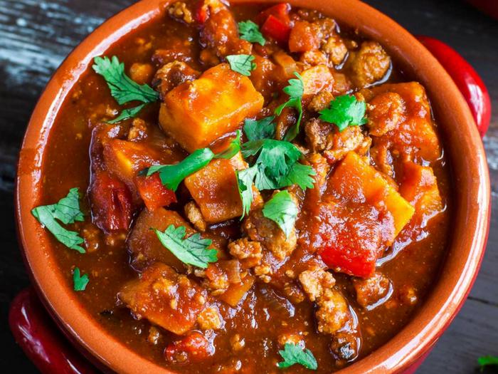 Chipotle Turkey & Sweet Potato Chili by Peas & Crayons