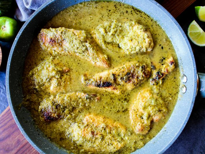 Salsa Verde Skillet Chicken by The Whole Cook horizontal(2)
