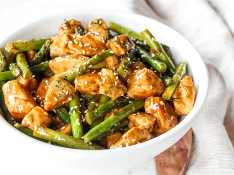 Chicken & Asparagus Stir Fry - The Whole Cook