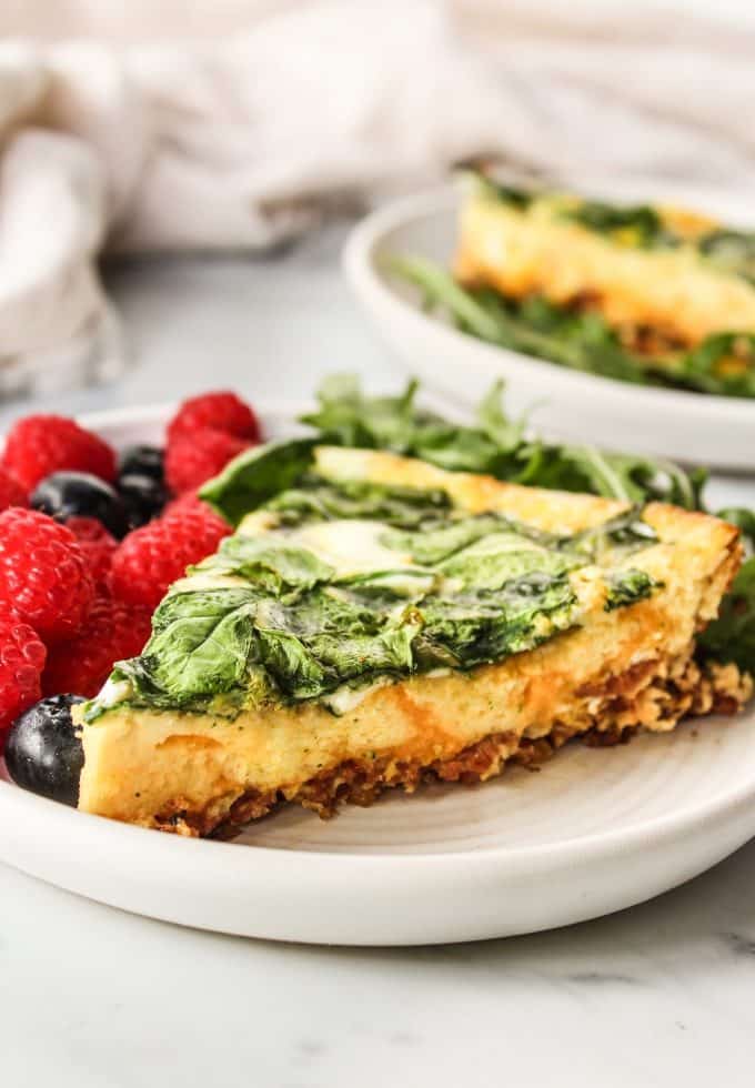 Frittata Recipe With Spinach, Bacon, and Cheddar