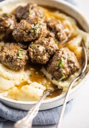 Meatballs in Gravy - The Whole Cook