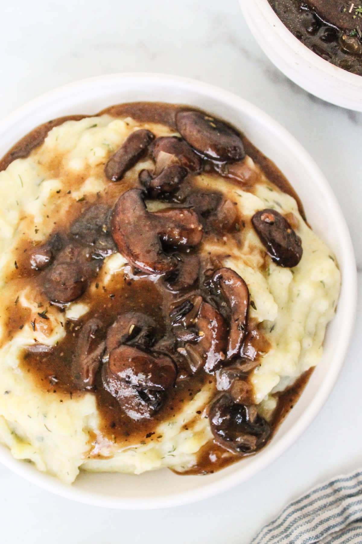 Easy Mushroom Gravy The Whole Cook this-vegan-mushroom-gravy-is-packed-with-mushroom-flavor-and-totally